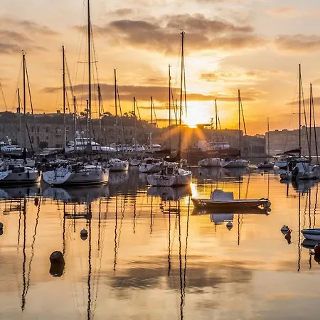 Art Deco Luxury Apartment, Location By Buena Vista * סליאמה
