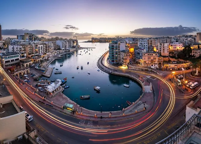 Art Deco Luxury Apartment, Location By Buena Vista Sliema